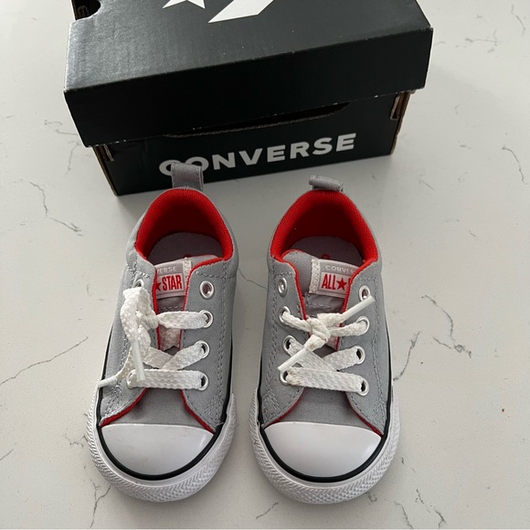 Converse All Star Little Boys Chuck Taylor Street Ox Sneaker Size 5 - Picture 2 of 5